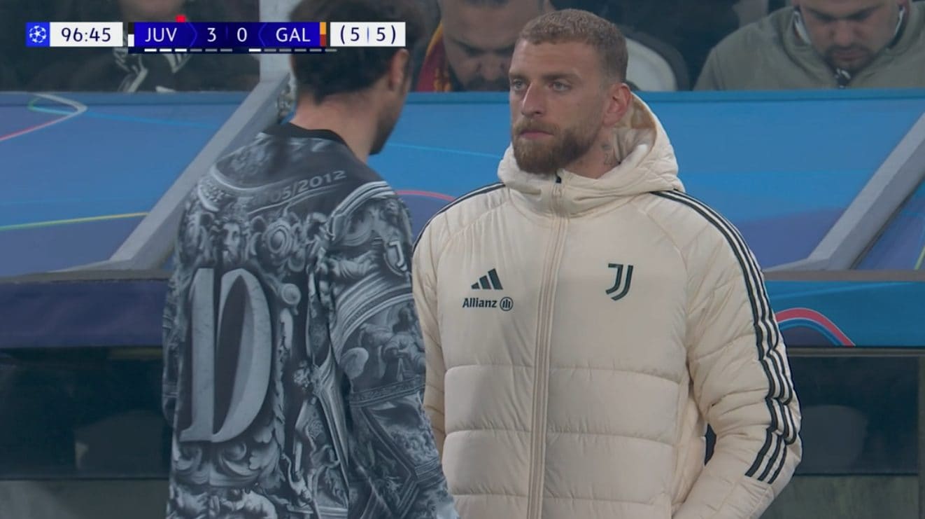 Pinsoglio e Di Gregorio parlano dopo il gol fallito da Zhegrova (immagini Amazon Prime Video).