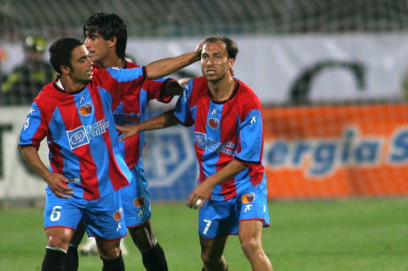Un momento felice di Orazio Russo con la maglia del Catania, di cui è stato un simbolo