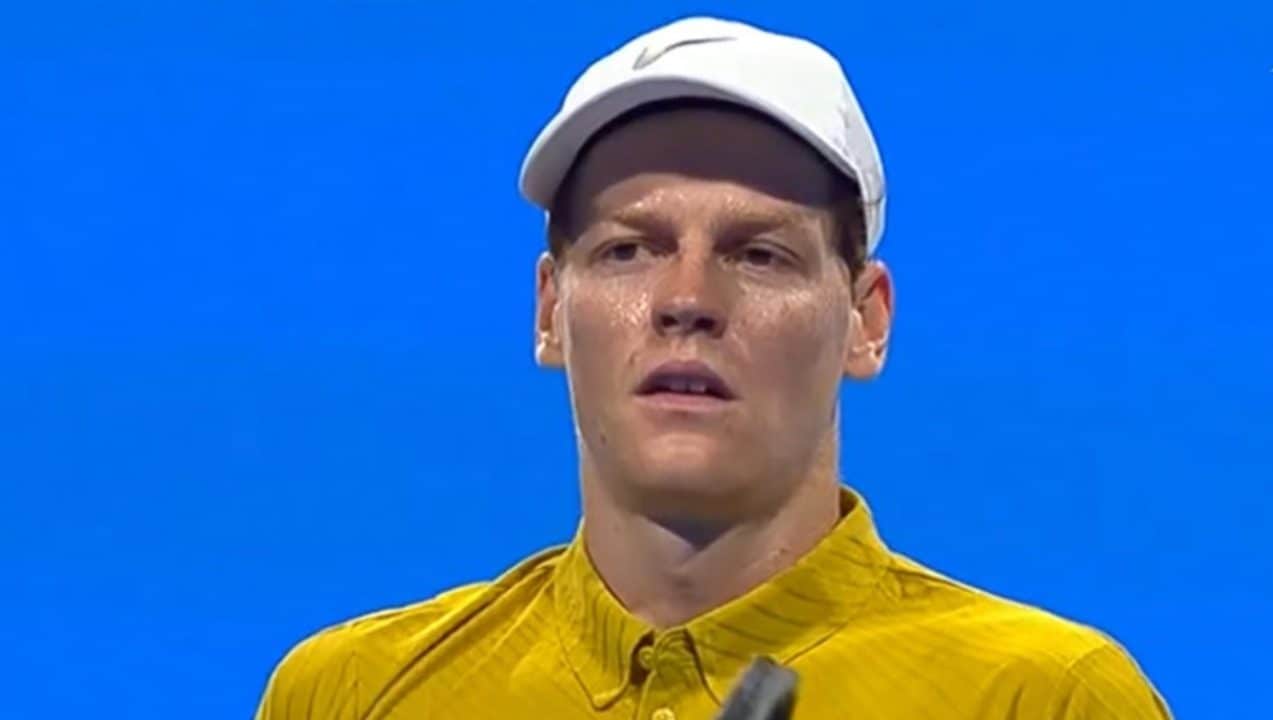 Sinner il perfezionista, vince ancora a Doha ma non è contento: "Devo sistemare un paio di cose"