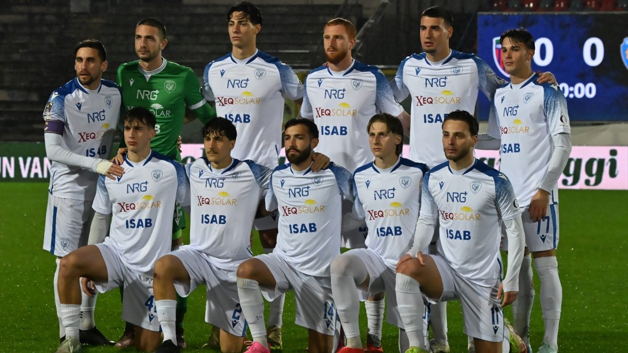 Siracusa penalizzato 6 punti per violazioni amministrative: come cambia la classifica del girone C di Serie C