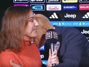 Perché Spalletti ha baciato in diretta la giornalista Federica Zille dopo averle chiesto il permesso