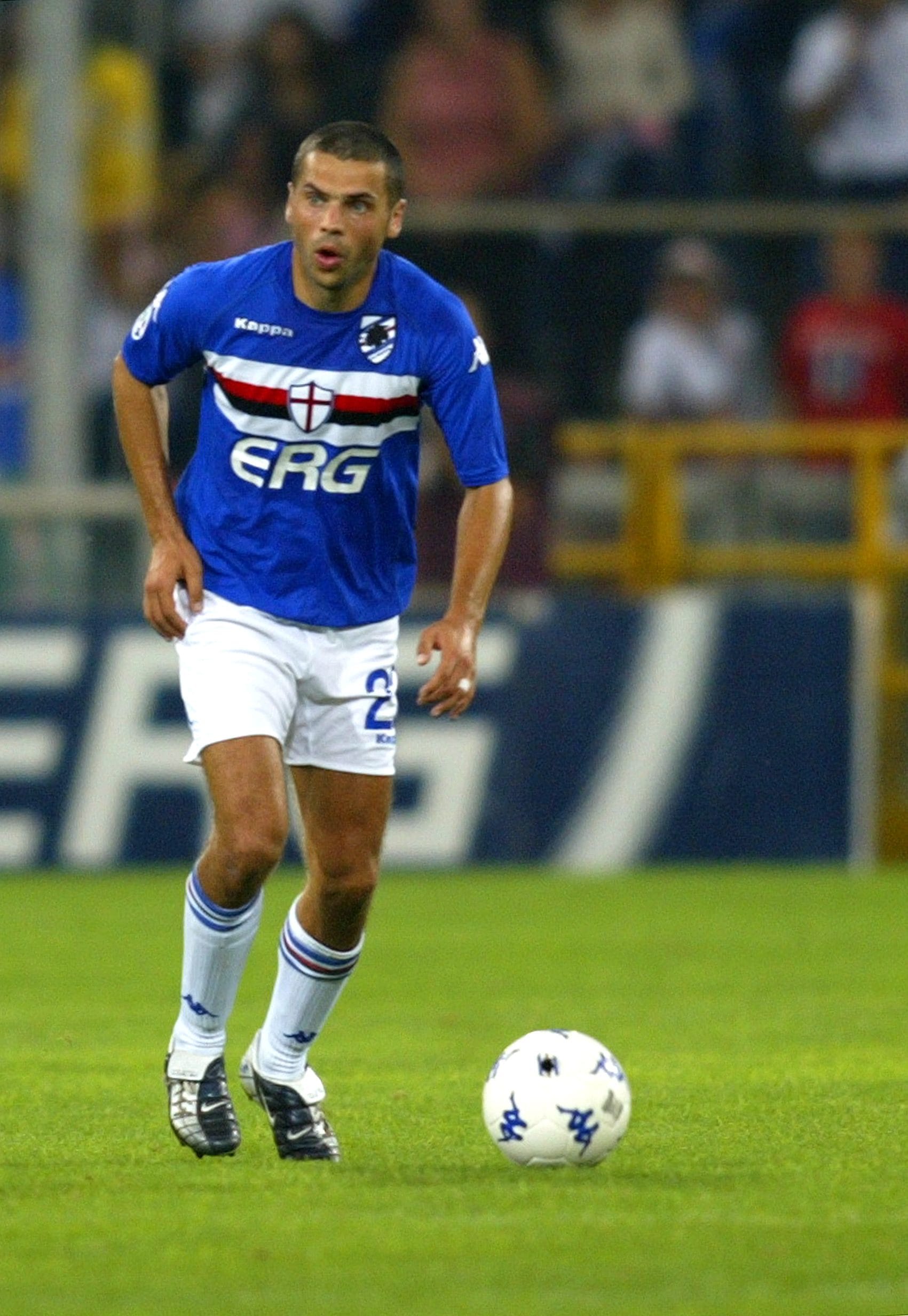 Max Tonetto in azione con la maglia della Sampdoria.