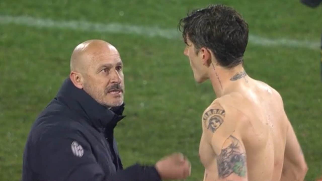 Italiano blocca Zaniolo in campo per parlargli: "Sei troppo forte". L'ex Roma lo gela con una frase