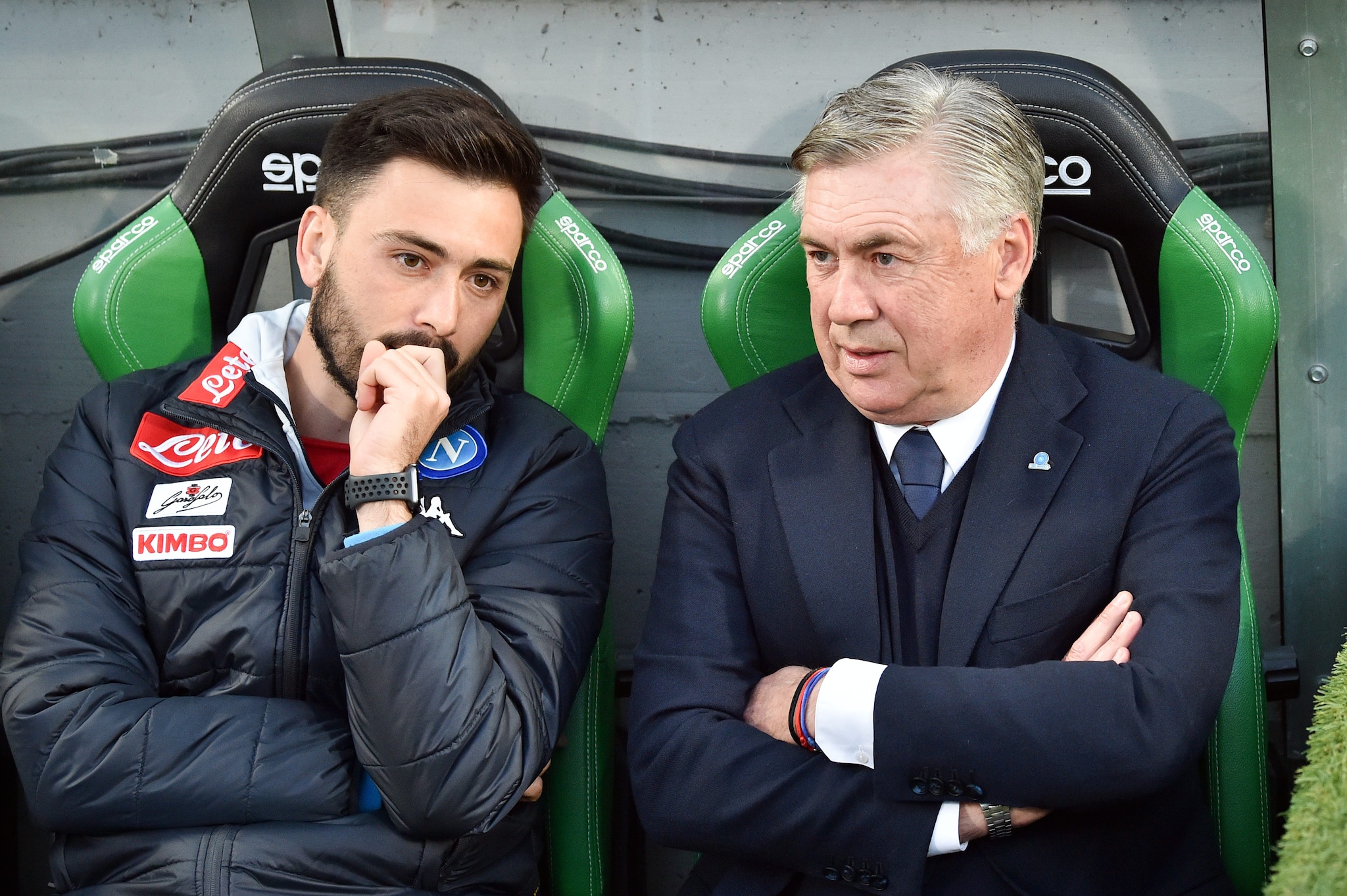 Davide e Carlo Ancelotti discutono in panchina nell’anno e mezzo al Napoli