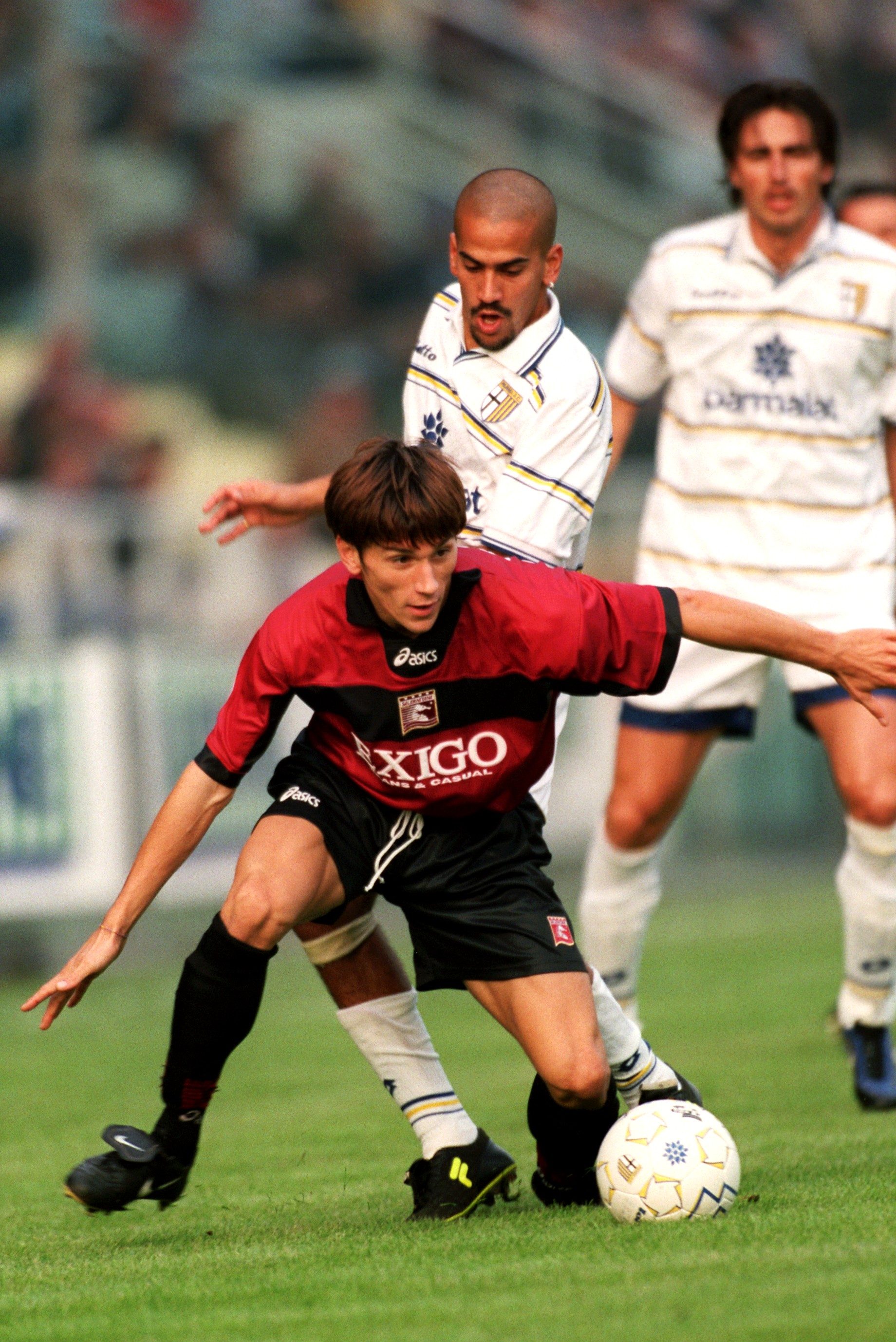 Vannucchi in azione con la maglia della Salernitana.