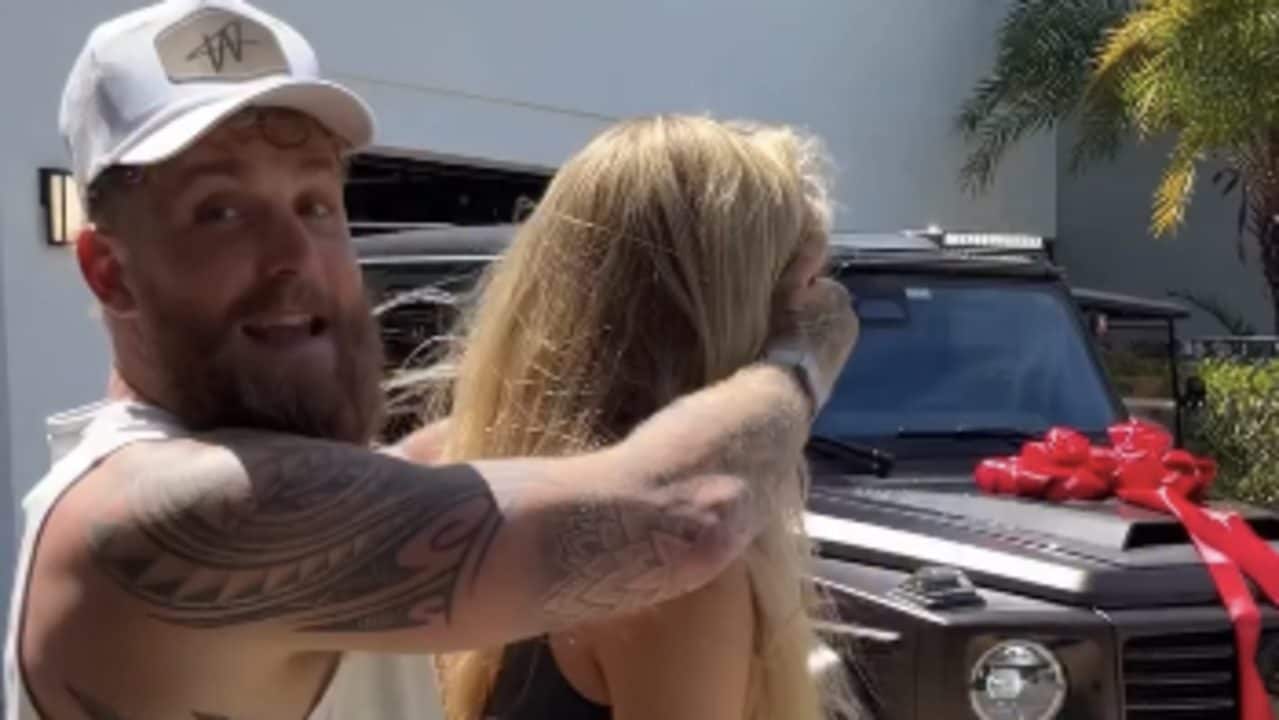 Jutta Leerdam svela il regalo di Jake Paul da mezzo milione di euro: "Ma i soldi non fanno la felicità"