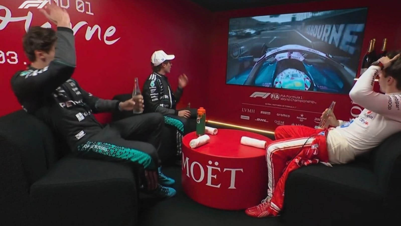 Leclerc, Russell e Antonelli scioccati vedendo in TV il dramma sfiorato alla partenza del GP Australia