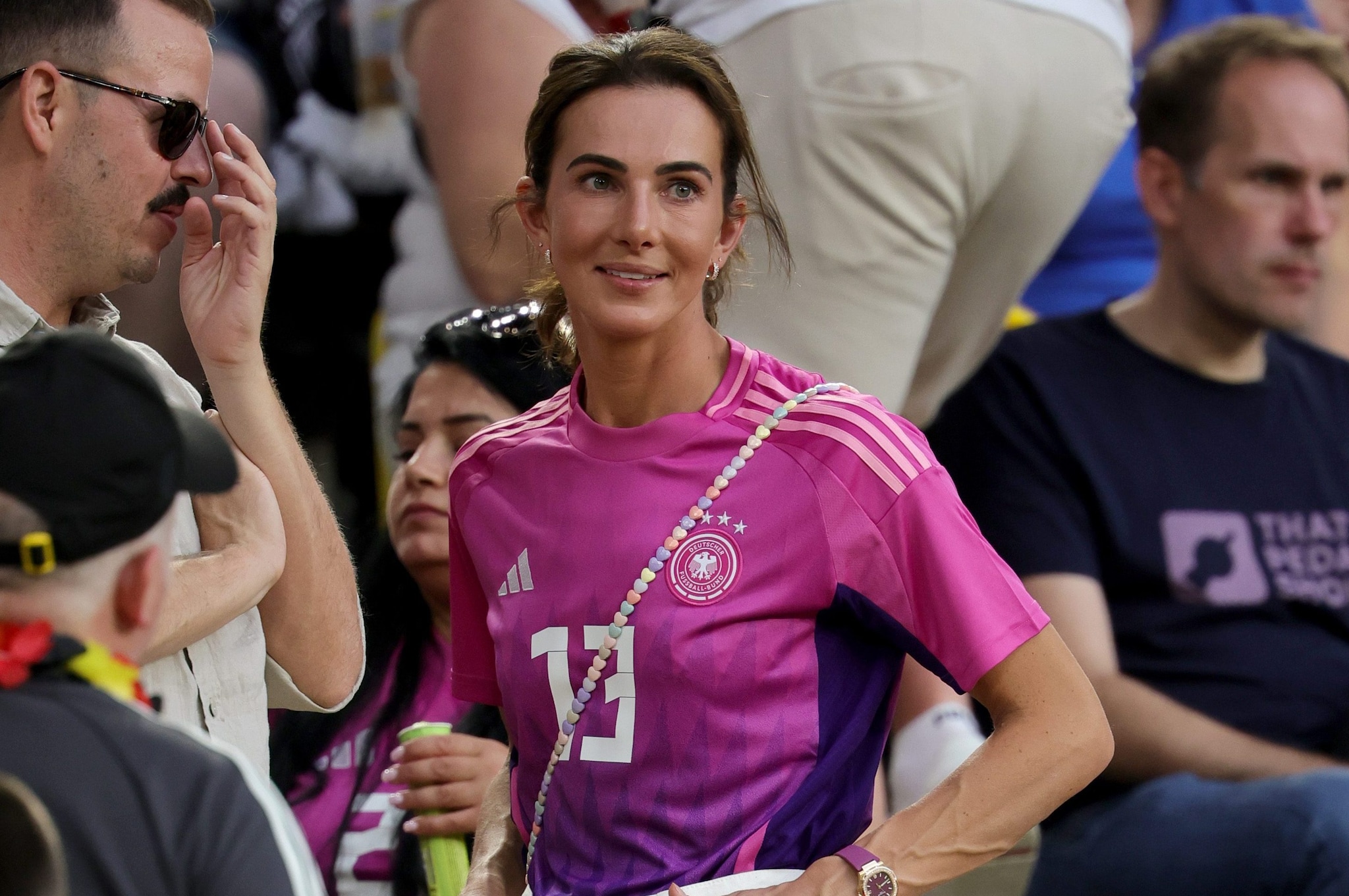 Lisa in tribuna ad assistere a una partita della Germania agli Europei del 2024