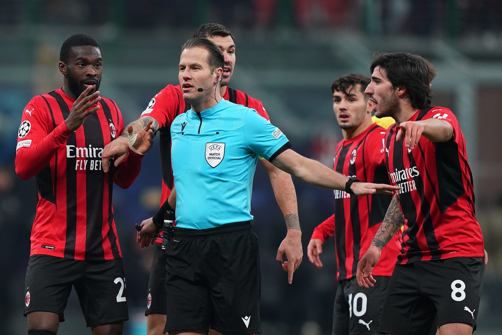 Makkelie ha diretto anche il Milan in Champions League
