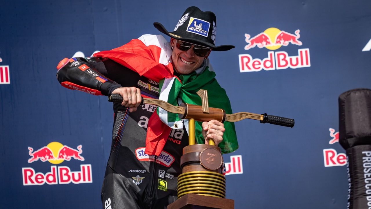 Bezzecchi incredulo per i suoi record in MotoGP: “Io, Valentino Rossi e Marc Marquez… fa strano”