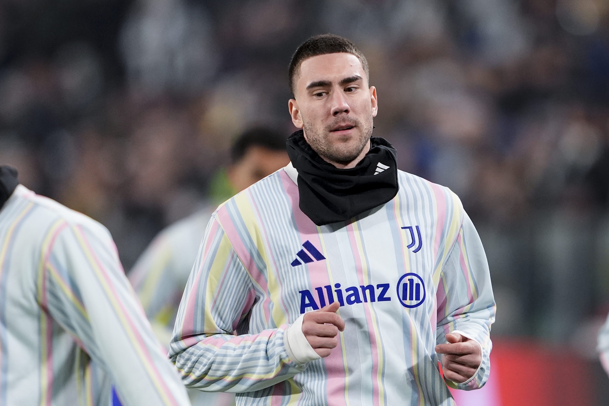 Dusan Vlahovic ha il contratto in scadenza a giugno, ma lo prolungherà e rimarrà alla Juve.