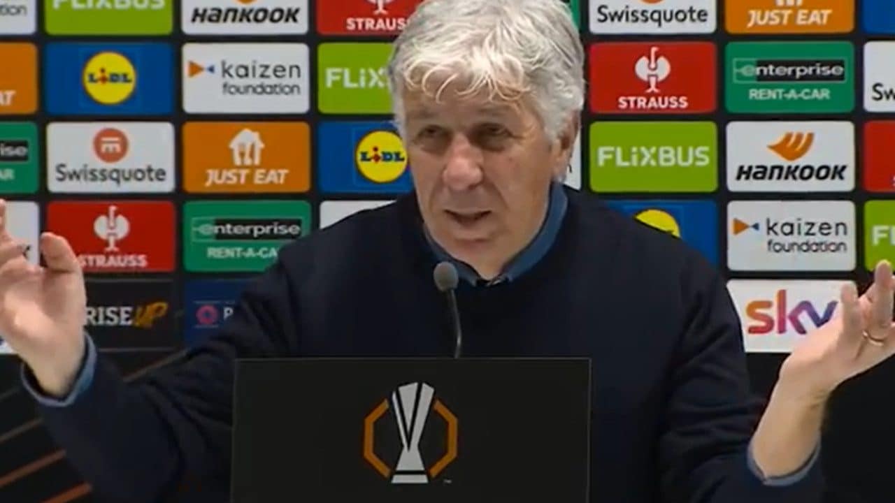 Gasperini sbotta in conferenza all'ennesima domanda su Pellegrini: "Non può funzionare così, basta"