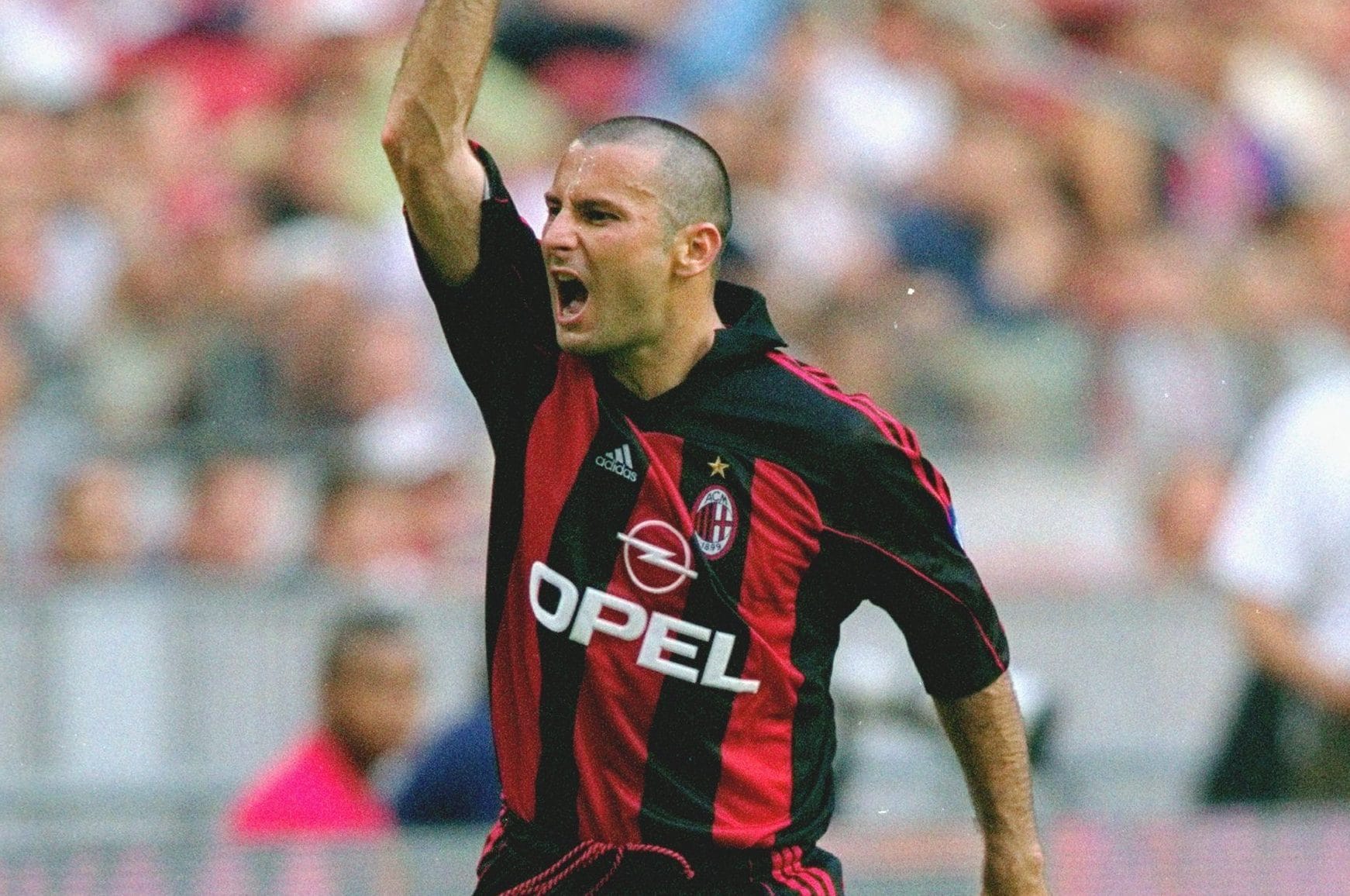 Javi Moreno in azione con la maglia del Milan: ci ha giocato una sola stagione