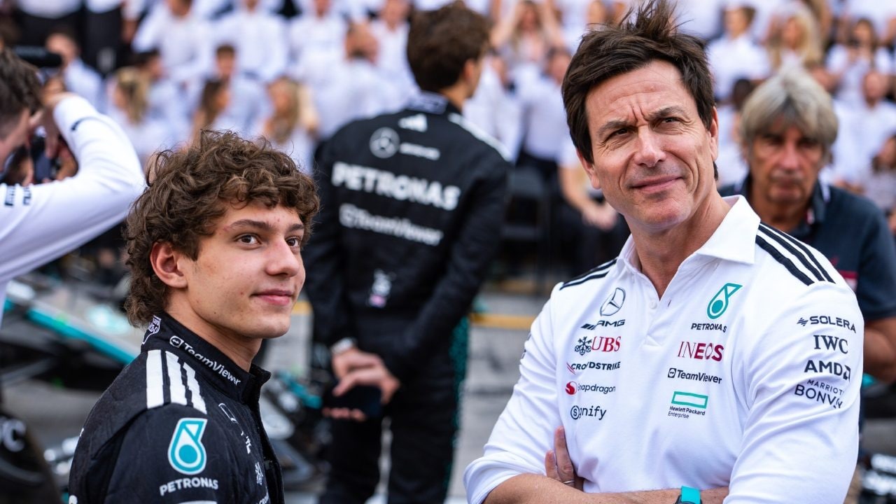Toto Wolff preoccupato per Kimi Antonelli: "Già immagino i titoli in Italia. Non è un buon segno"