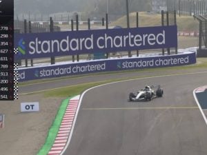 Antonelli ci ha preso gusto, Kimi in pole pure al GP Giappone: Leclerc in seconda fila a Suzuka