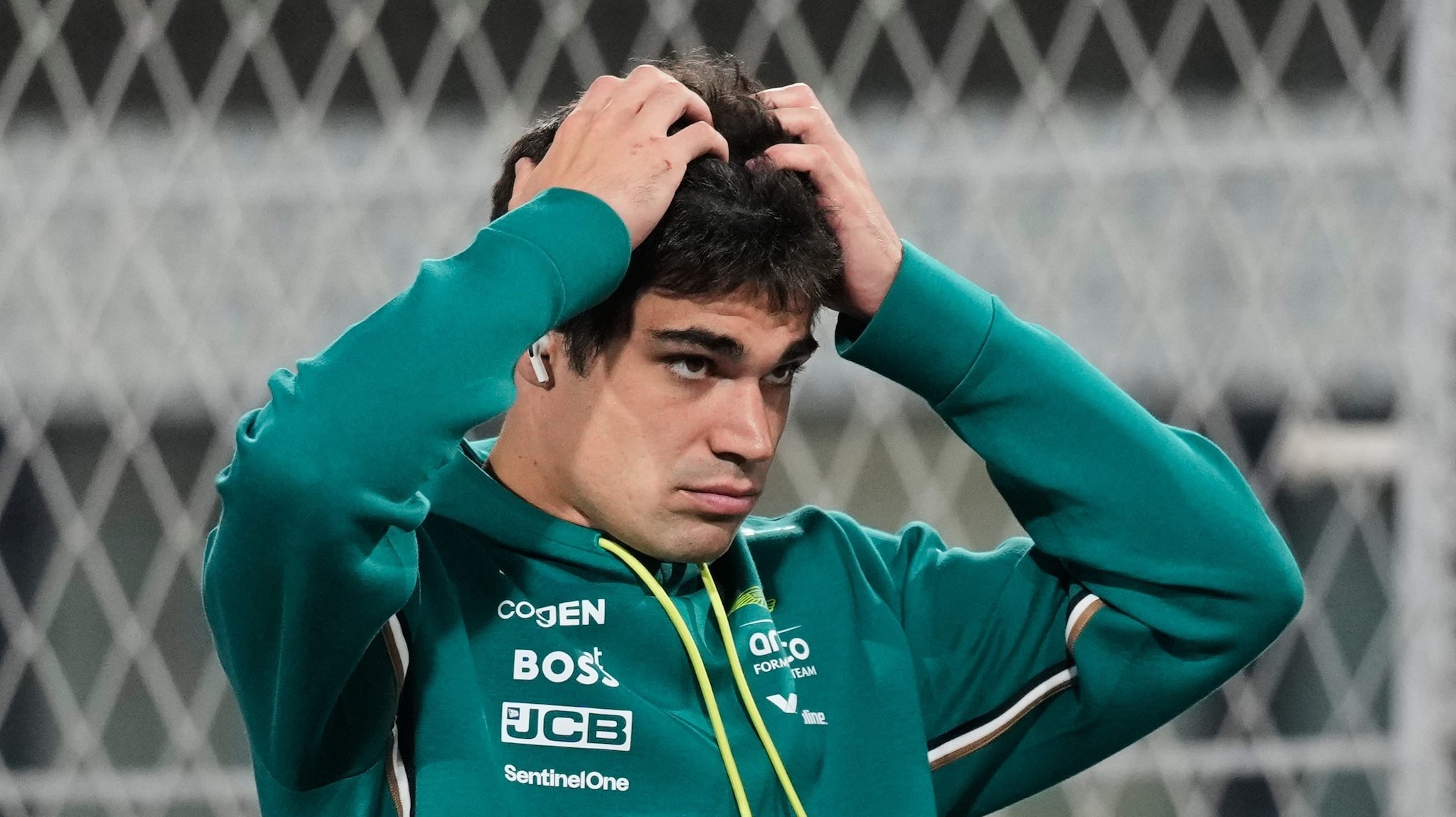 Lo sfogo shock di Stroll sulla nuova Aston Martin a Melbourne: "Come sulla sedia elettrica"