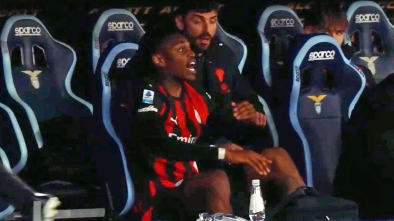 Lo sfogo di Leao su Pulisic durante Lazio-Milan: "Gioca sempre da solo e nessuno dice niente"