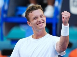 Jiri Lehecka, chi è l’avversario di Sinner al Miami Open: fisico scolpito e dna dello sportivo