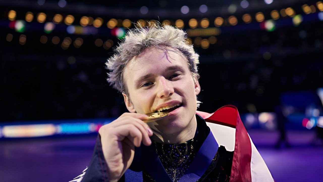 Ilia Malinin risorge sul ghiaccio di Praga: 3° Mondiale consecutivo, cancellato il dramma olimpico