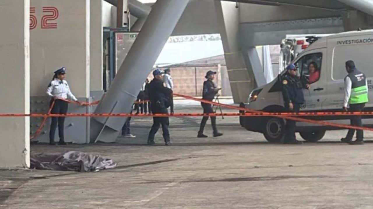 Tifoso precipita dal palco VIP e muore: tragedia in uno stadio dei Mondiali prima di Messico-Portogallo