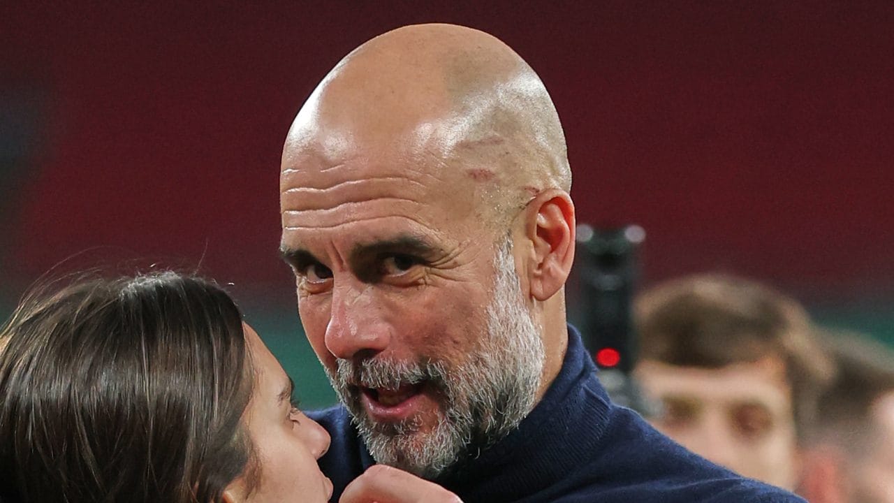 Ancora atti di autolesionismo di Pep Guardiola: rispuntano graffi in testa dopo Arsenal-City