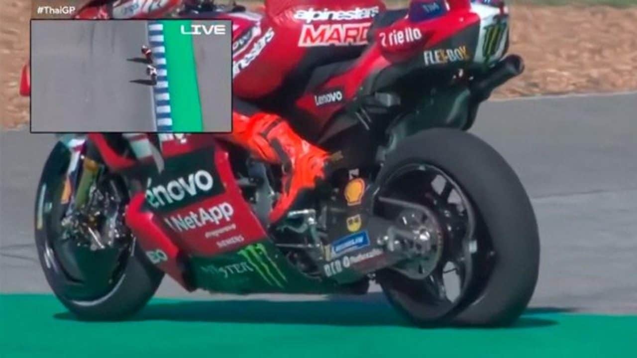 Perché la gomma della Ducati di Marc Marquez è esplosa improvvisamente durante il GP Thailandia di MotoGP