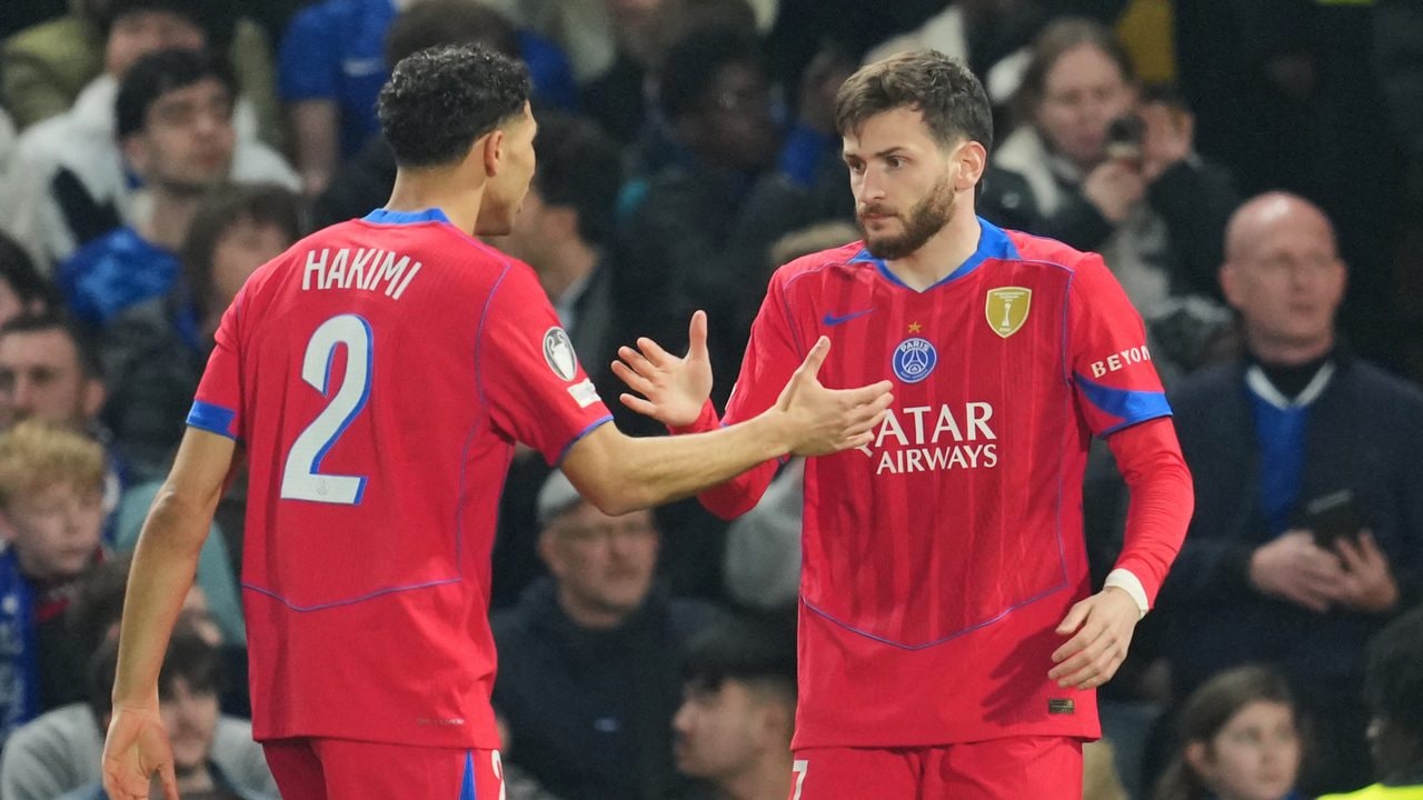 Il PSG vuole rinviare lo scontro diretto con il Lens per la Champions: esplode il caso in Francia