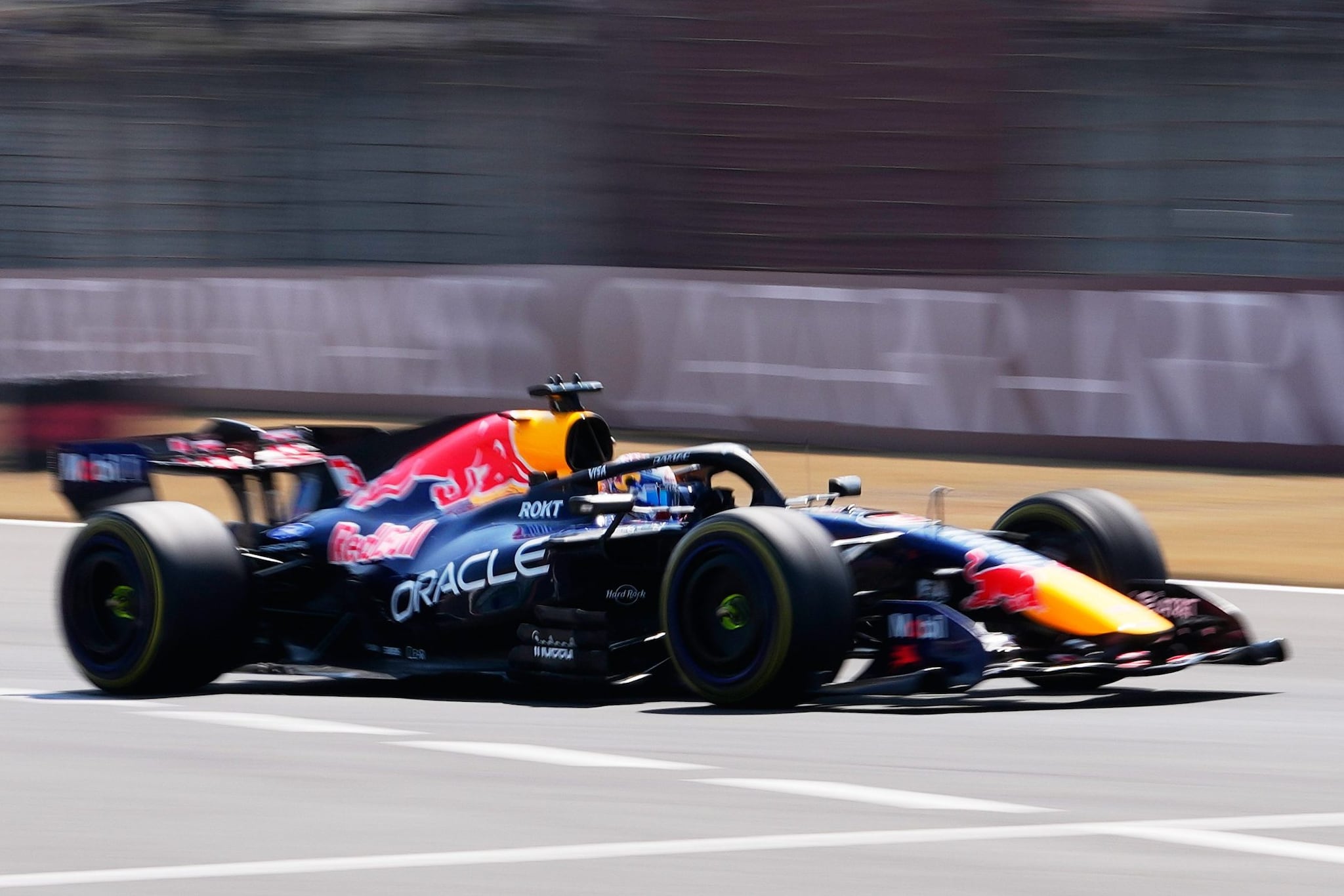 La Red Bull di Verstappen in Cina: una vettura molto lontana da quella che dominava la F1