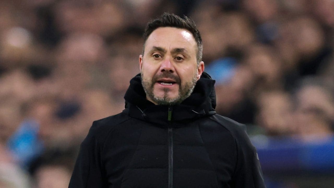 De Zerbi nuovo allenatore del Tottenham, è ufficiale: "Ho firmato un contratto a lungo termine"