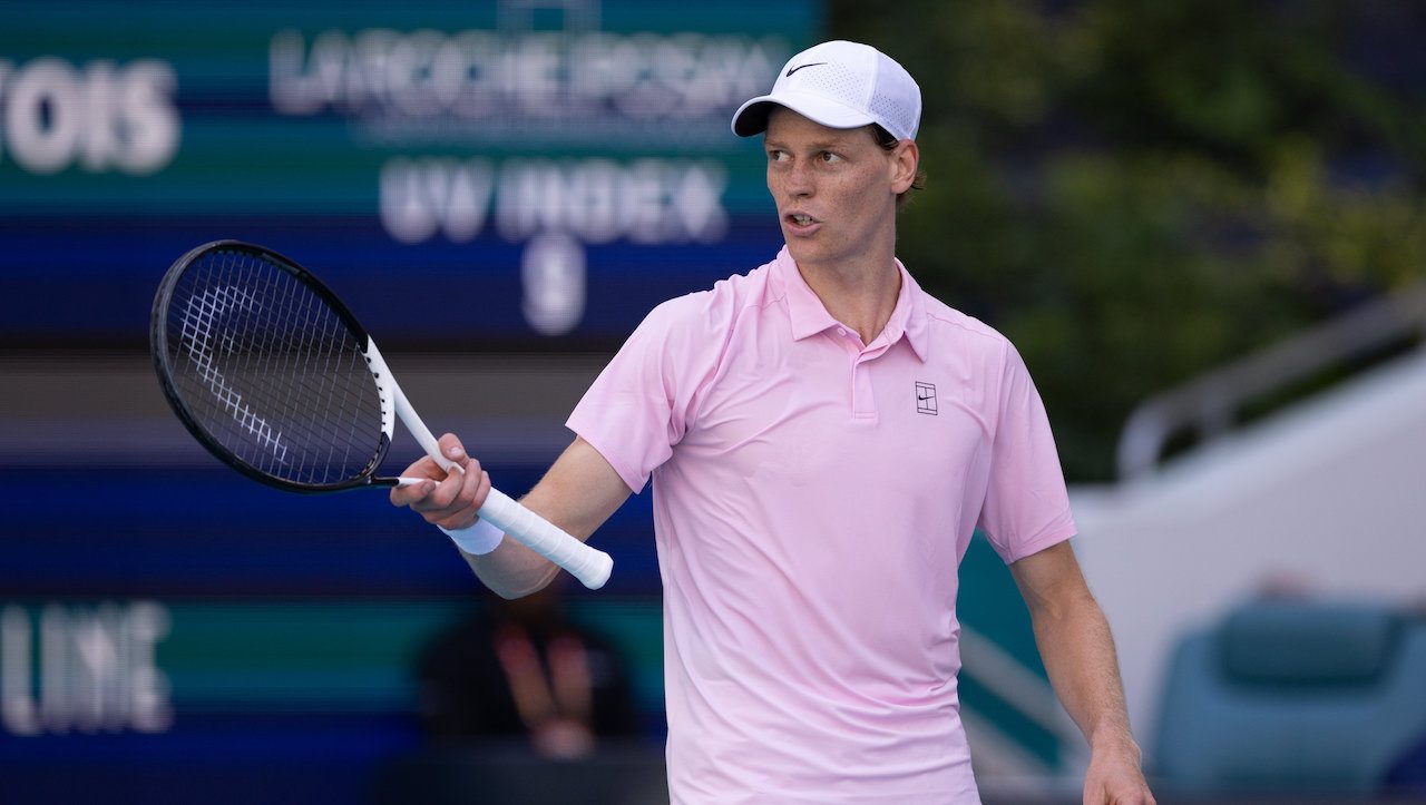 Sinner-Moutet 6-1 6-4: Jannik vola in scioltezza agli ottavi a Miami, affronterà Michelsen