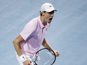 Sinner in finale a Miami, battuto un grande Zverev: “Sono stato fortunato, per me vuol dire tanto”