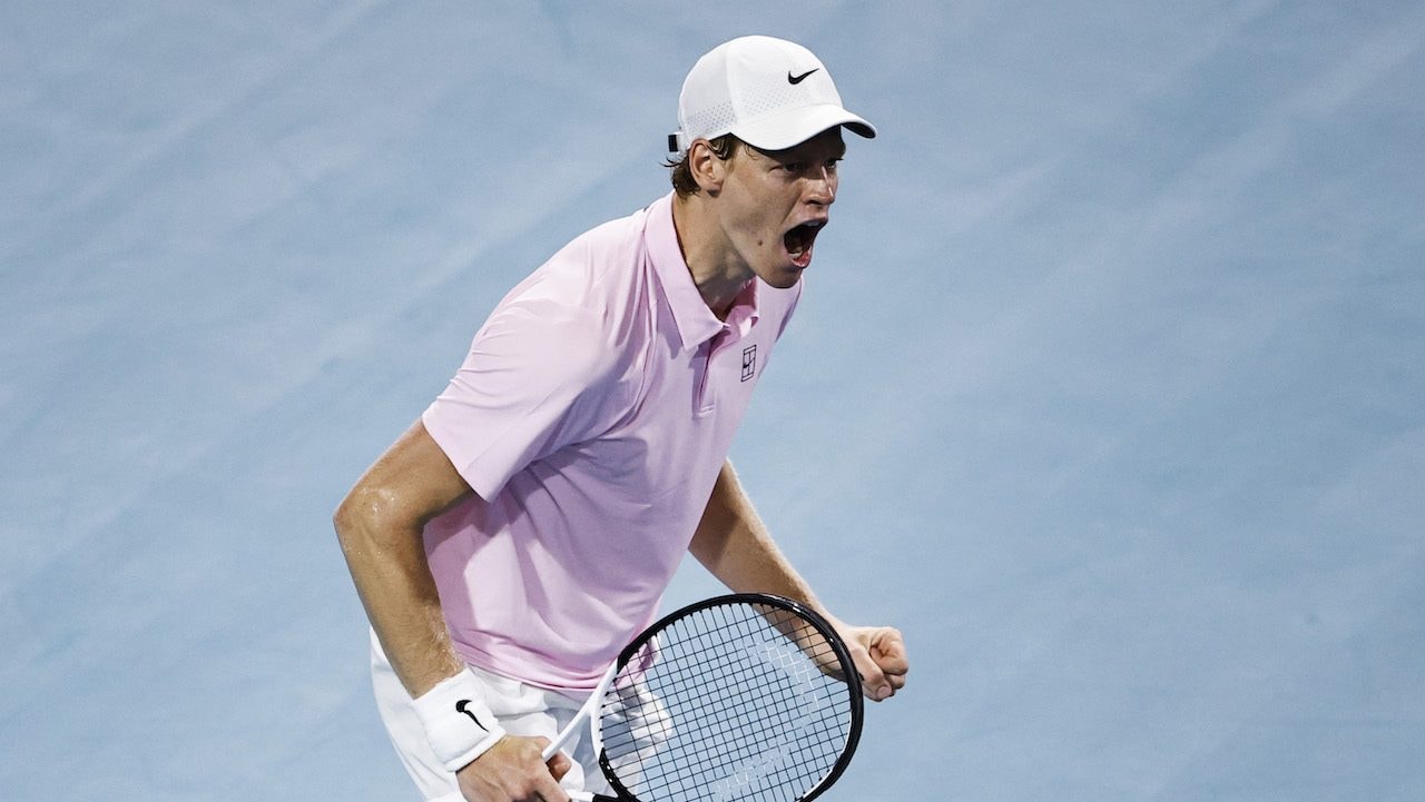 Sinner in finale a Miami, battuto un grande Zverev: "Sono stato fortunato, per me vuol dire tanto"