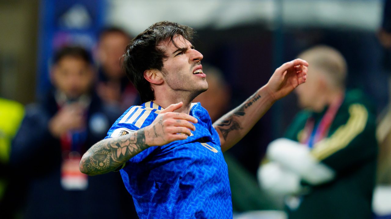 Un'Italia impaurita va in finale nei playoff Mondiali: Tonali e Kean scacciano gli incubi