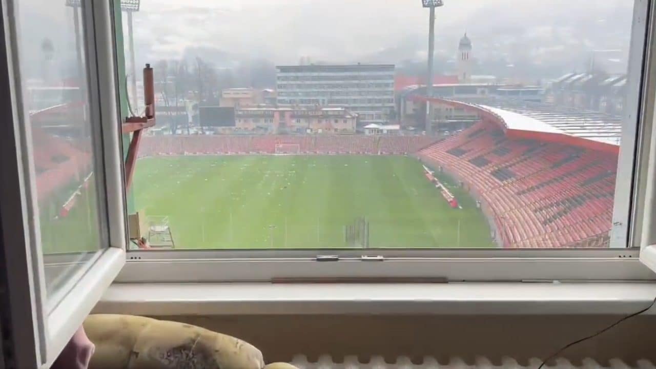 Bosnia-Italia direttamente dalla finestra di casa: ma quei posti non saranno fittati per 500 euro