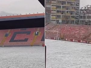 Neve e pioggia in Bosnia, campo quasi impraticabile: l’Italia cambia il programma e rimanda la partenza