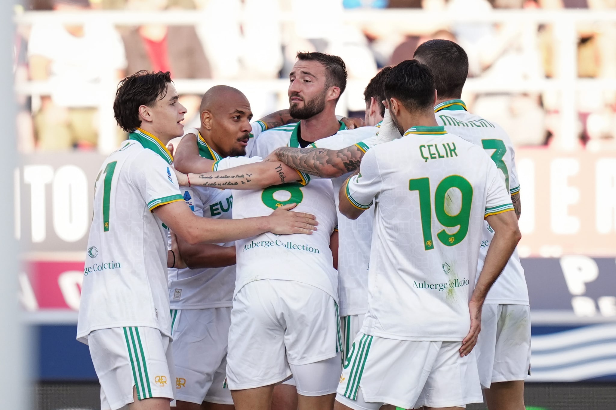 La Roma vince a Bologna e scoppia la festa: Zona Champions a –2, la Juventus è avvisata