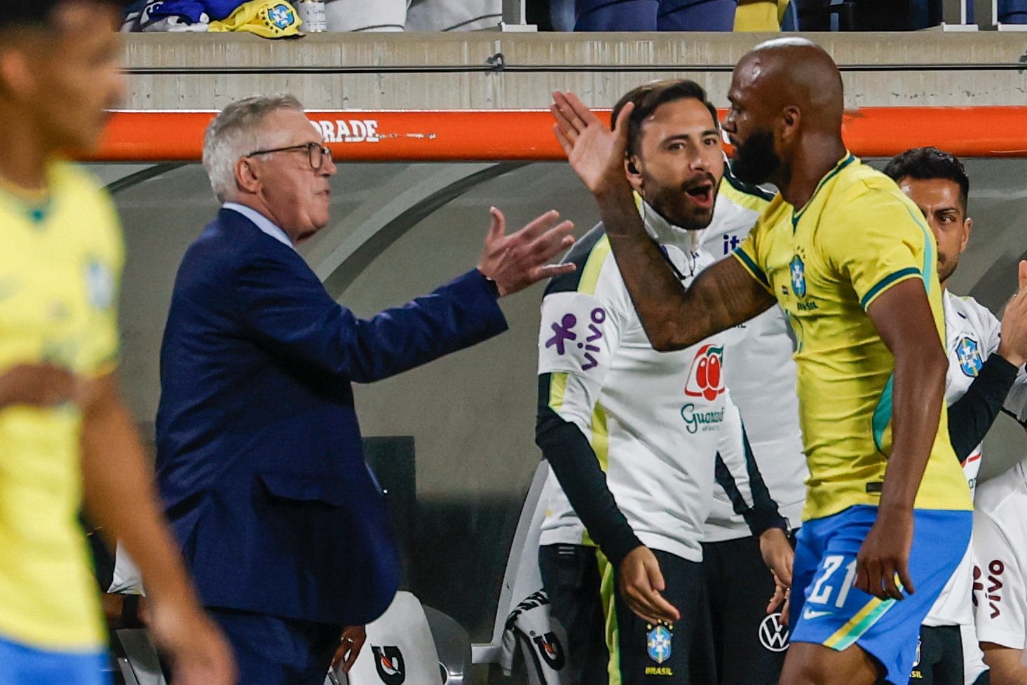 Ancelotti sulla panchina del Brasile insieme al figlio: resterà fino al 2030