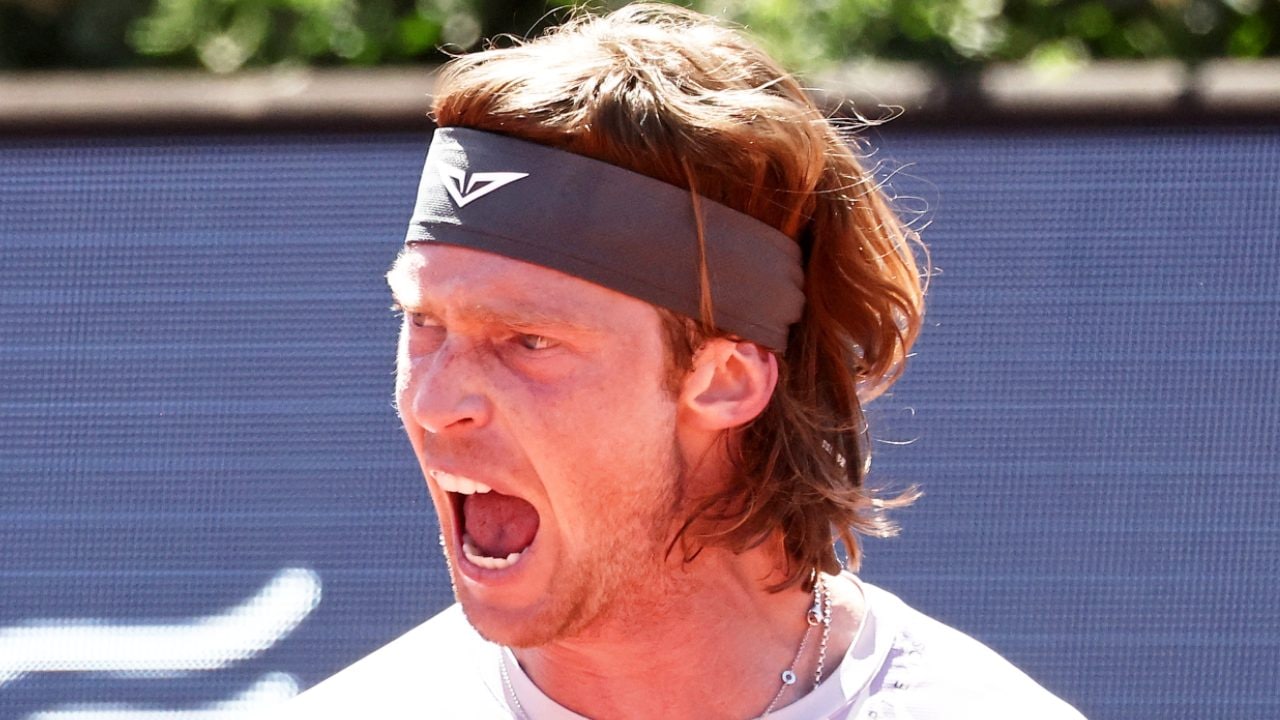"Odio tutto di questo fottuto sport": Rublev ricasca nei suoi demoni contro Fils, urlacci in campo