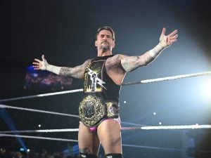 WrestleMania 42 oggi e domani, dove vederlo in TV e streaming: orario italiano e card dei match