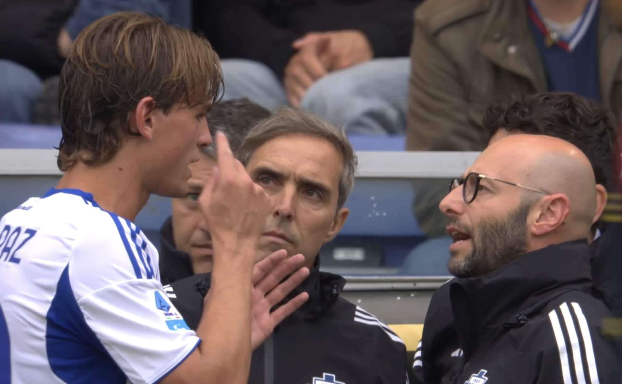 Nico Paz ha lamentato un problema all’occhio ed è stato sostituito