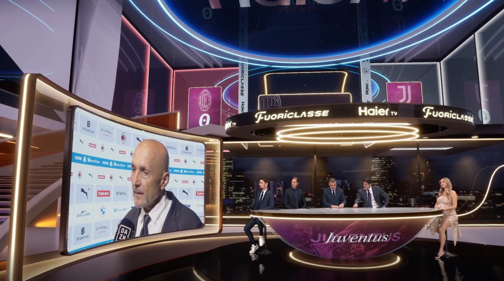 Spalletti in collegamento negli studi di DAZN
