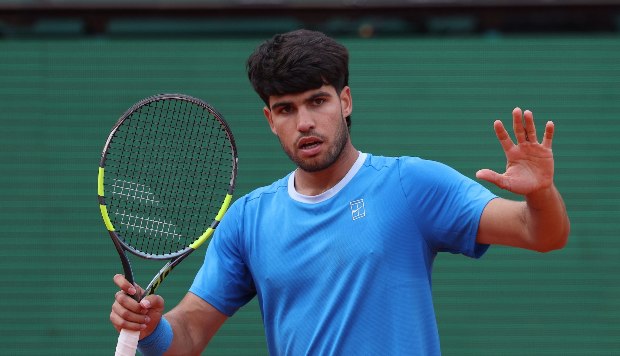 Alcaraz durante la finale con Sinner