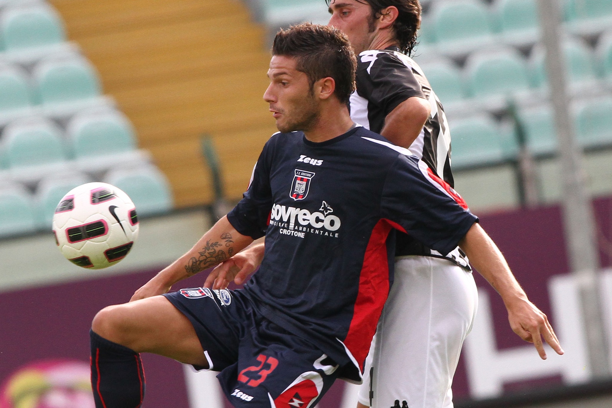 Per Russotto anche un’esperienza con il Crotone.