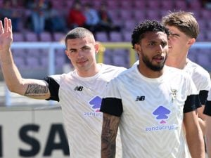 Il Como frena ma resta quarto, l’Atalanta maltratta il Lecce e lancia la sfida a Roma e Juve