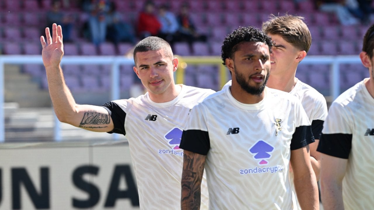 Il Como frena ma resta quarto, l'Atalanta maltratta il Lecce e lancia la sfida a Roma e Juve