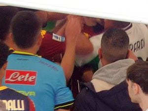 Berardi ed Ellertsson espulsi in Genoa-Sassuolo dopo una rissa nel tunnel: la ricostruzione