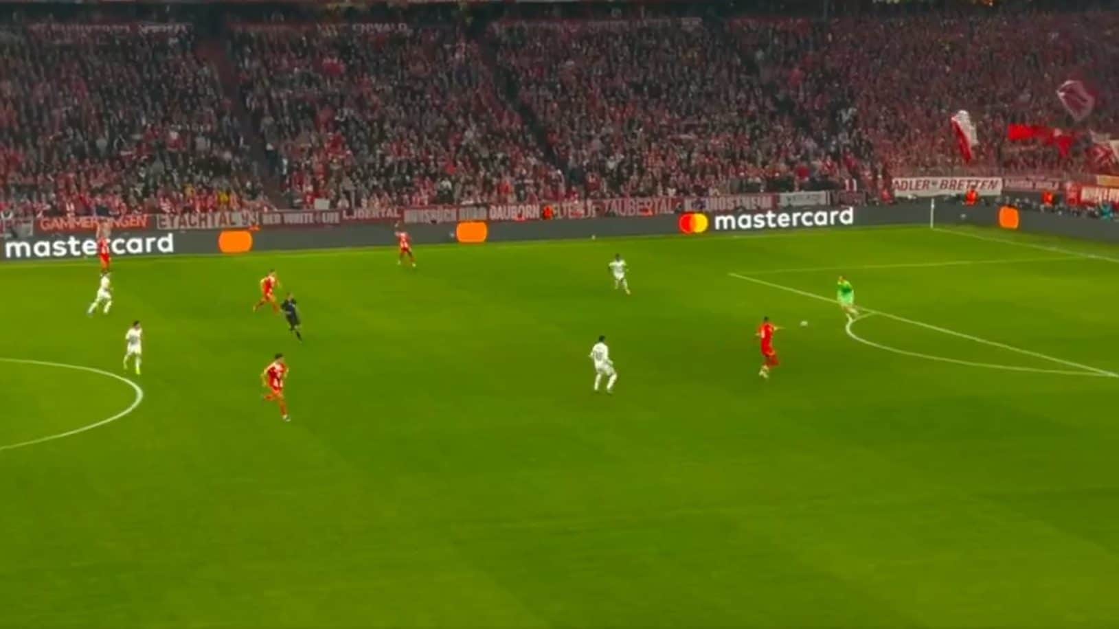 Clamoroso errore di Neuer dopo 34 secondi in Bayern-Real Madrid: la papera che ha regalato il gol a Guler