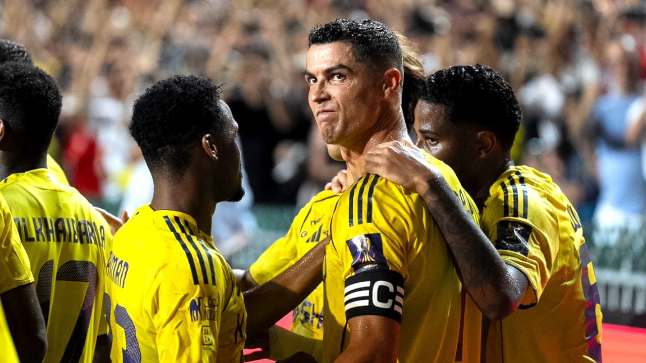 Cristiano Ronaldo stoico, gioca con l'Al Nassr poi viene sostituito all'89°: "Doveva vomitare"