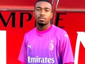 Denzel Seedorf esordisce nel Milan Futuro: dopo 14 anni la tradizione di famiglia in rossonero continua