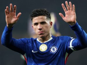 Il Chelsea mette fuori squadra Enzo Fernandez, il tecnico Rosenior durissimo: “Superato il limite”